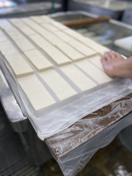 画像4: 油あげ（5枚入り）【包装、手提げ袋付】 (4)